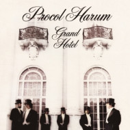 GRAND HOTEL