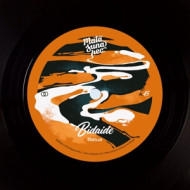 7-BATUA / LOVE ME & GIVE UP