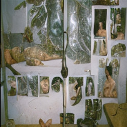 DANS LA GORGE D'UN MONSTRE