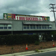 1 800 SUCCEED