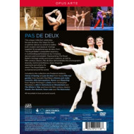 PAS DE DEUX