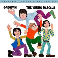 GROOVIN'