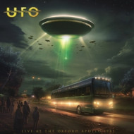 LIVE AT THE OXFORD APOLLO 1985
