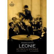 LEONIE, ACTRICE EN SPIONNE