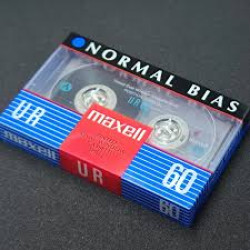 Maxell UR 60 Audio kazetta
