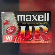 Maxell UR 90 audio kazetta