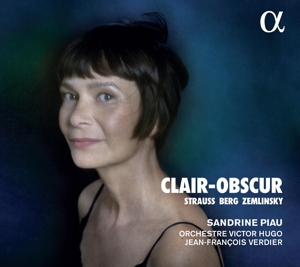 CLAIR-OBSCUR<br/><h5>Megjelenés: 2021-03-05</h5>