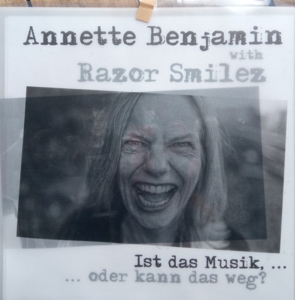 IST DAS MUSIK...ODER KANN DAS WEG?<br/><h5>Megjelenés: 2021-11-12</h5>