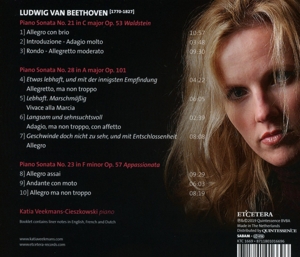 A TOUCH OF BEETHOVEN - PIANO SONATAS<br/><h5>Megjelenés: 2019-11-29</h5>