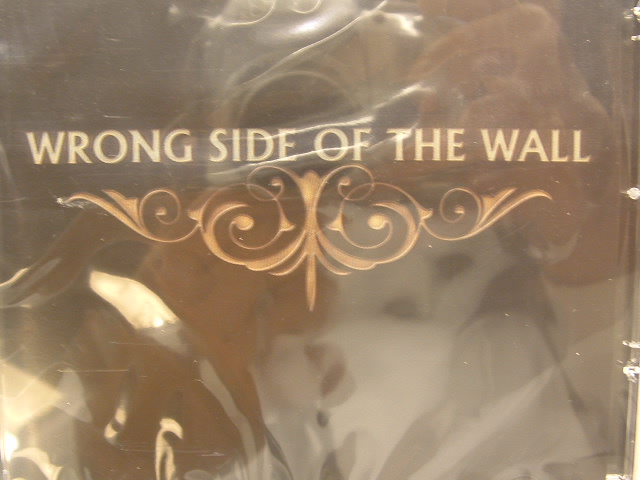 Wrong Side of the Wall (CD) | Lemezkuckó CD bolt